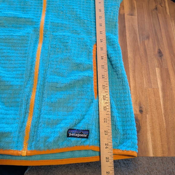 Reversible Patagonia Full Zip, Aqua With Mango Accents, Size M-L - Picture 5 of 13